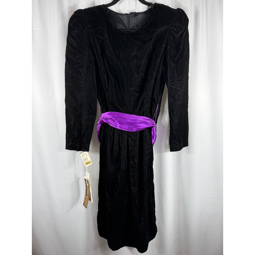 NWT Taurus Nites Petites Vintage Black Velvet Long Sleeve Dress Purple Sash 12‎